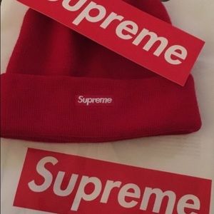 supreme knitted cap